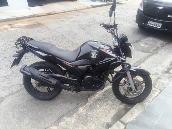 YAMAHA FAZER 250IE LIMITED EDITION 
